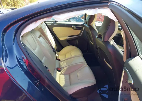 2013 Volvo S60 T6 from USA, damaged, VIN YV1902FHXD2233422